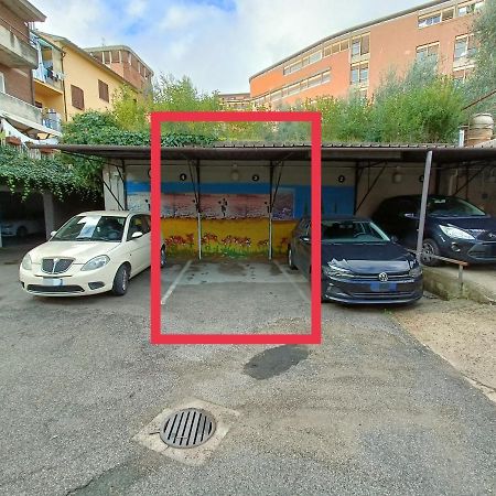Firsthouse - Nel Centro Storico Con Parcheggio Gratuito Apartment Сиена Екстериор снимка